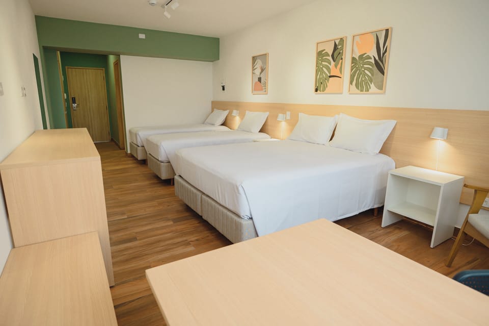 Superior Room | Desk, WiFi (free), bed sheets