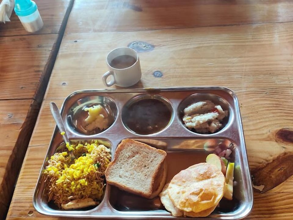 Free daily full breakfast