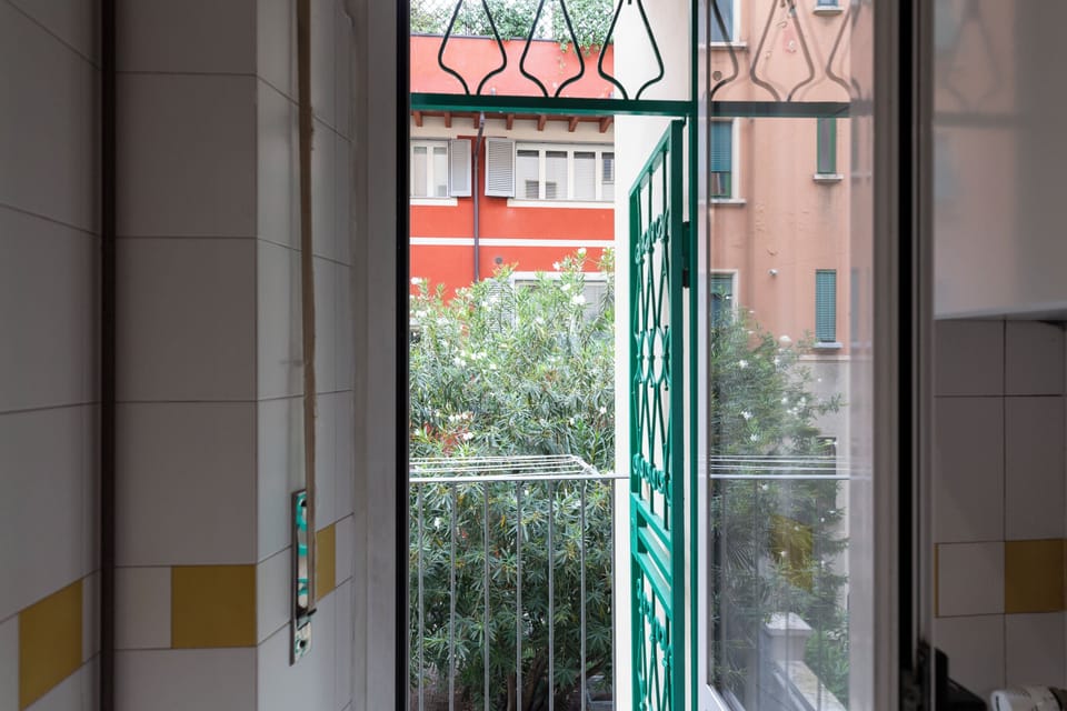 Classic Apartment, Balcony | Private kitchen | Espresso maker, full-size fridge, oven, stovetop