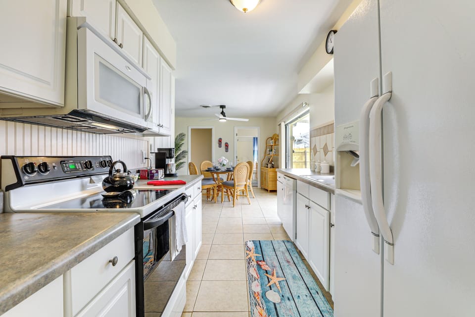 House (2 Bedrooms) | Interior