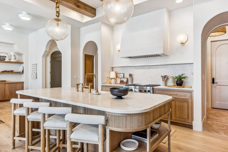 House, Multiple Bedrooms | Private kitchen | Fridge, oven, coffee/tea maker, toaster