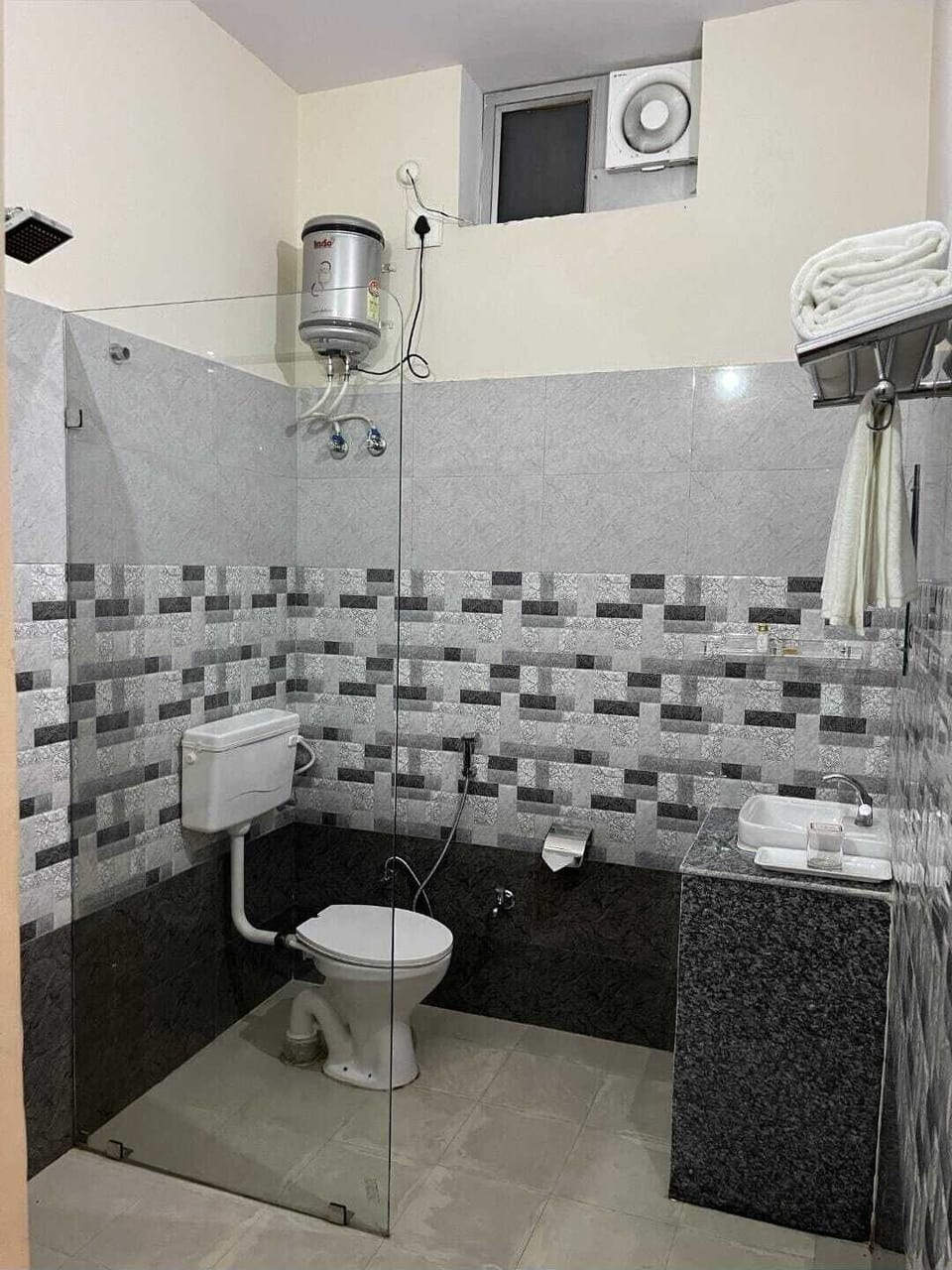 Premium Room | Bathroom