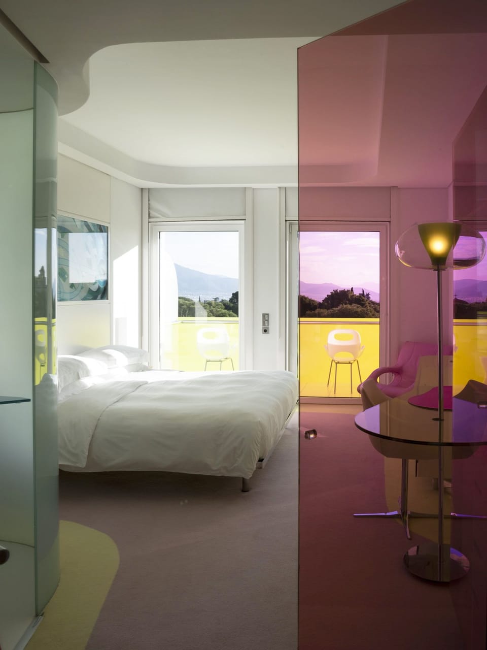 Superior Room | Minibar, in-room safe, desk, blackout drapes