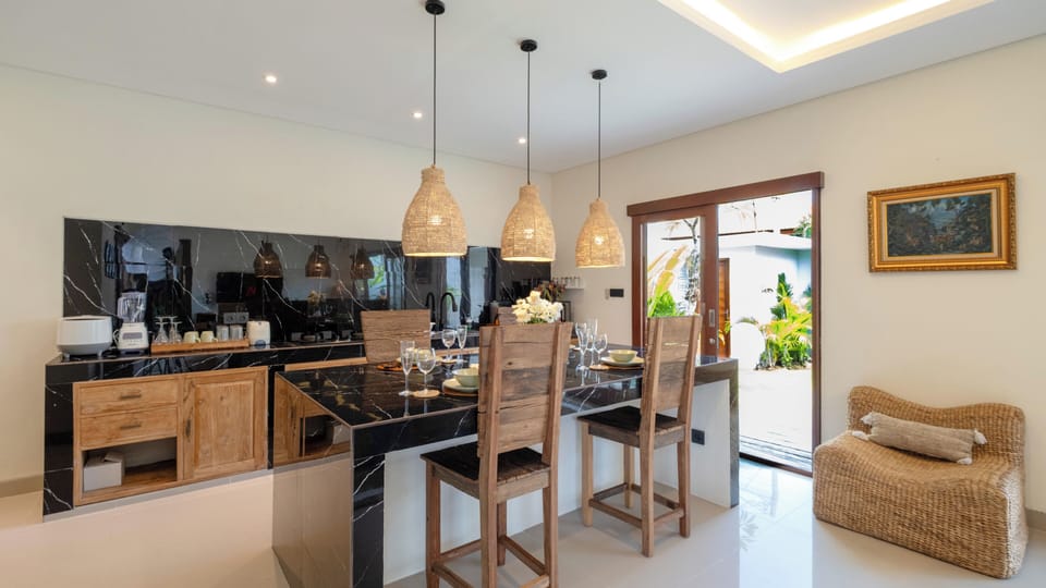 Villa, Pool View | Private kitchen | Fridge, microwave, oven, cookware/dishes/utensils
