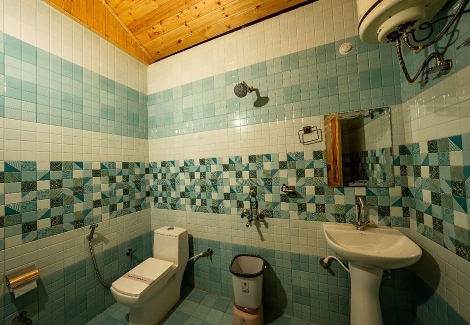 Towels, soap, shampoo