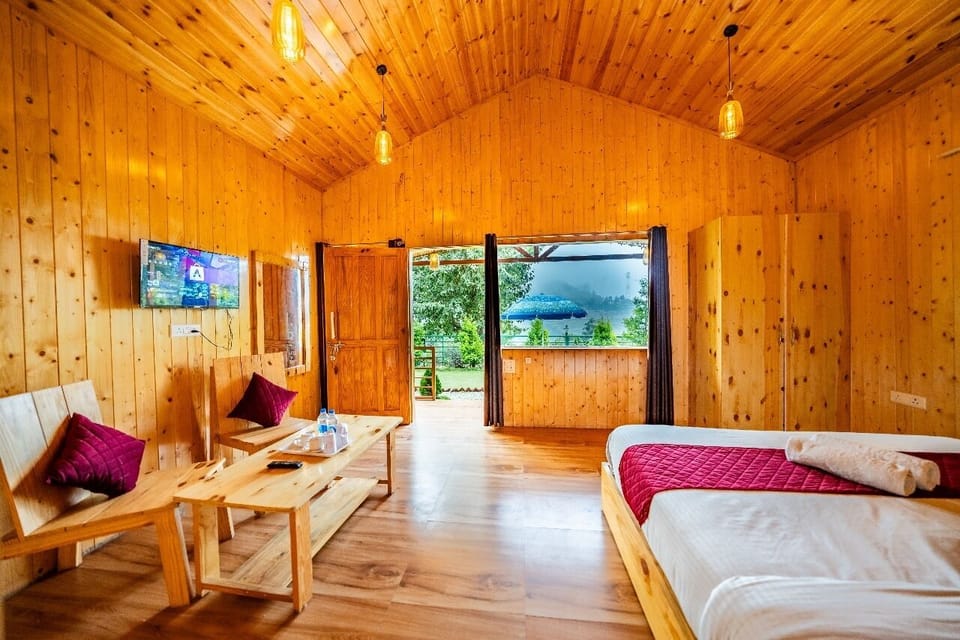 Premium bedding, rollaway beds, free WiFi, bed sheets