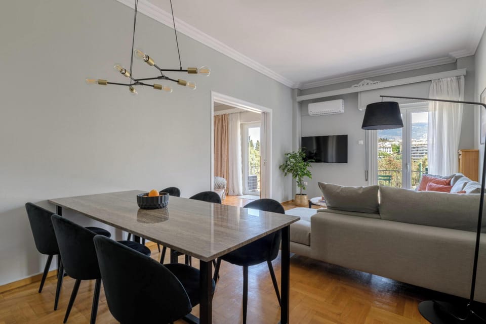 Classic Apartment, Balcony | Dining room