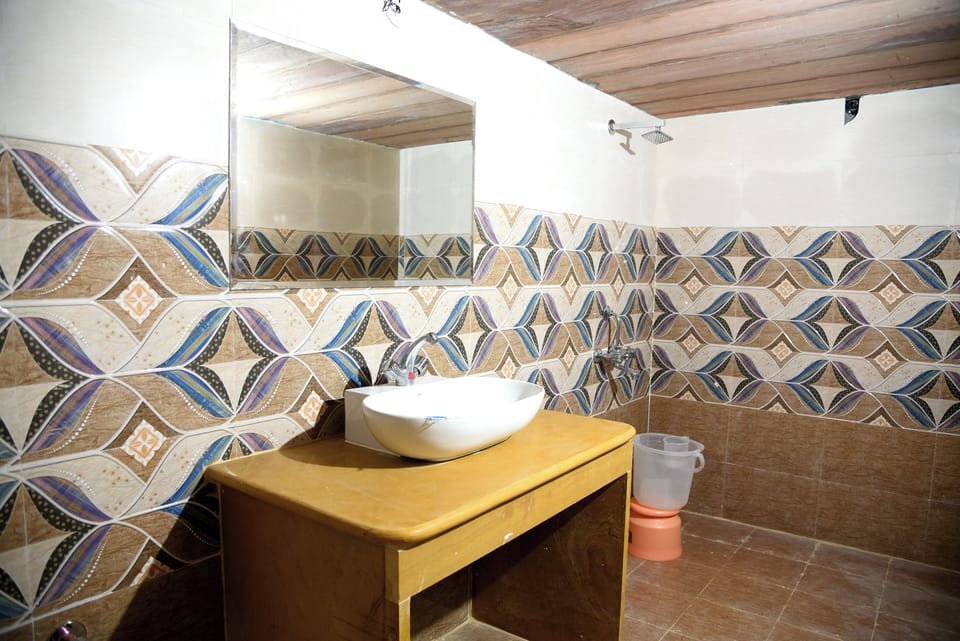 Family Double or Twin Room | Bathroom | Combined shower/tub, soap, shampoo, toilet paper