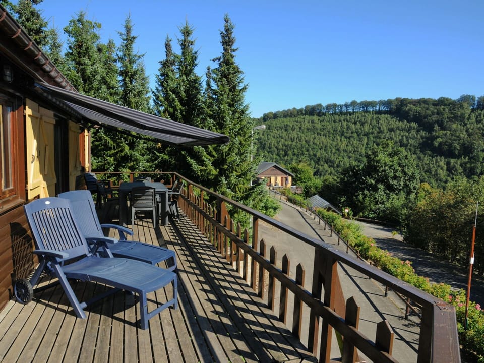 Classic House, 4 Bedrooms | Balcony