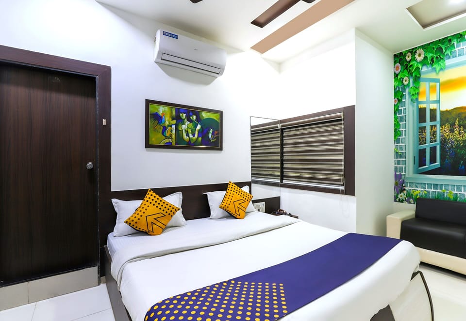Standard Room (AC) | Desk, rollaway beds, free WiFi, bed sheets