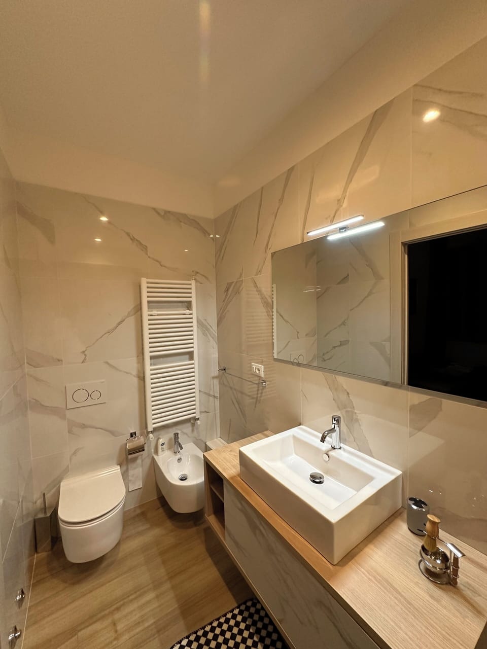 Comfort Double or Twin Room, Non Smoking | Bathroom