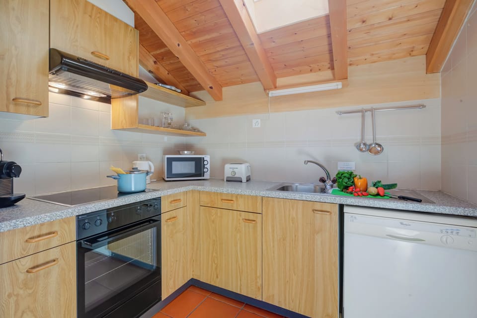 Standard Apartment, 1 Bedroom, Microwave (Attico a Caslano) | Private kitchen