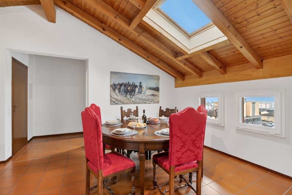 Standard Apartment, 1 Bedroom, Microwave (Attico a Caslano near to Golf Club) | Dining