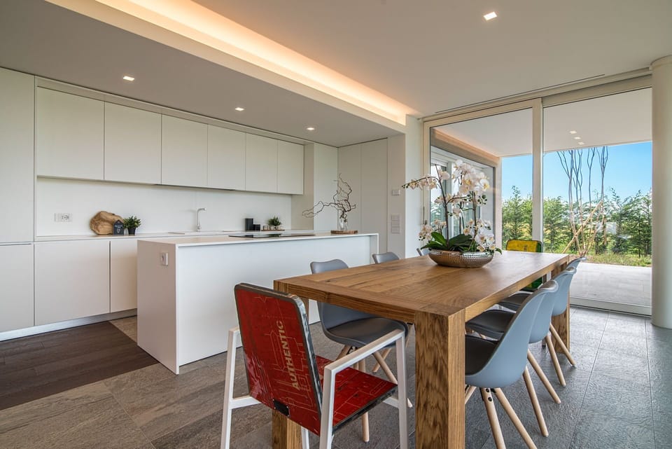 Condo, Hill View | Private kitchen | Full-size fridge, microwave, oven, stovetop