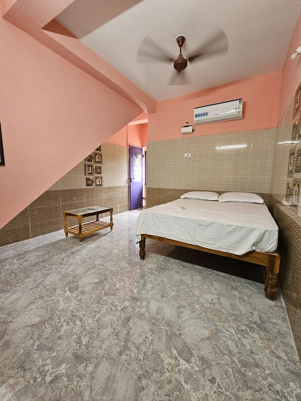 Deluxe Room | Desk, free WiFi, bed sheets