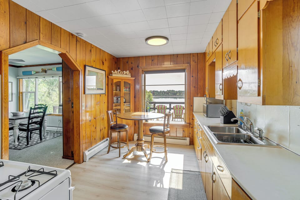 Cottage (2 Bedrooms) | Interior