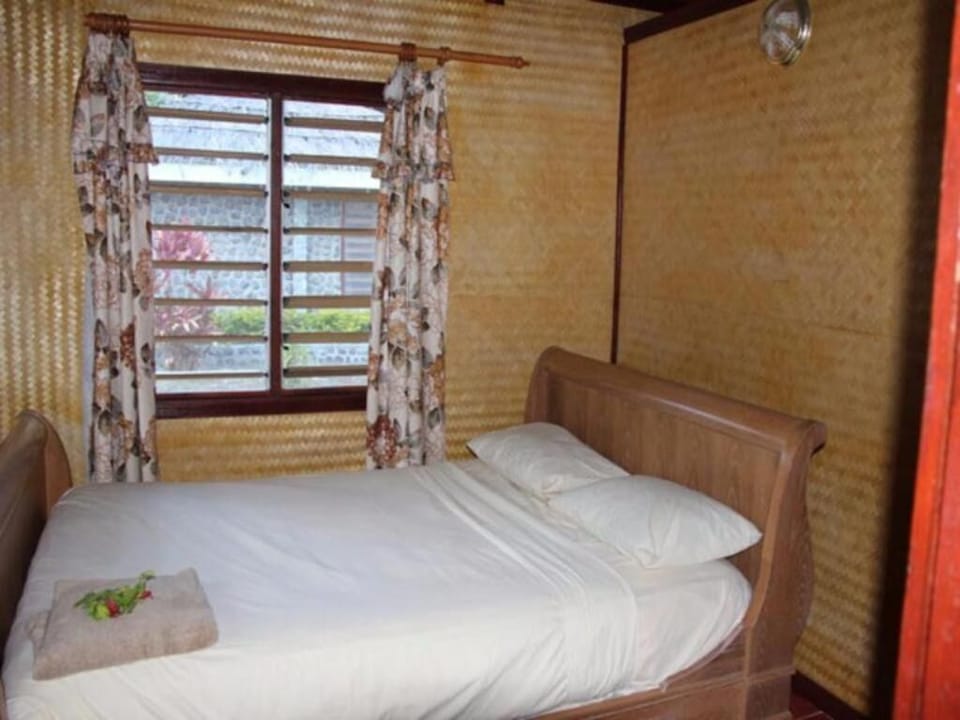 Basic Cottage, Beach View | 1 bedroom, bed sheets