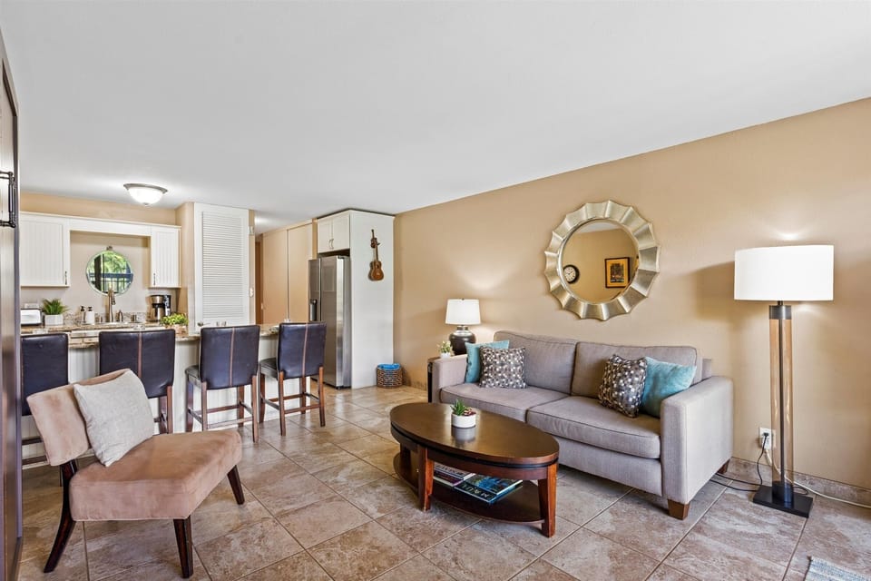 Condo, 1 Bedroom | Living area | Smart TV, DVD player