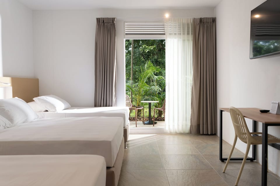 Free WiFi, bed sheets