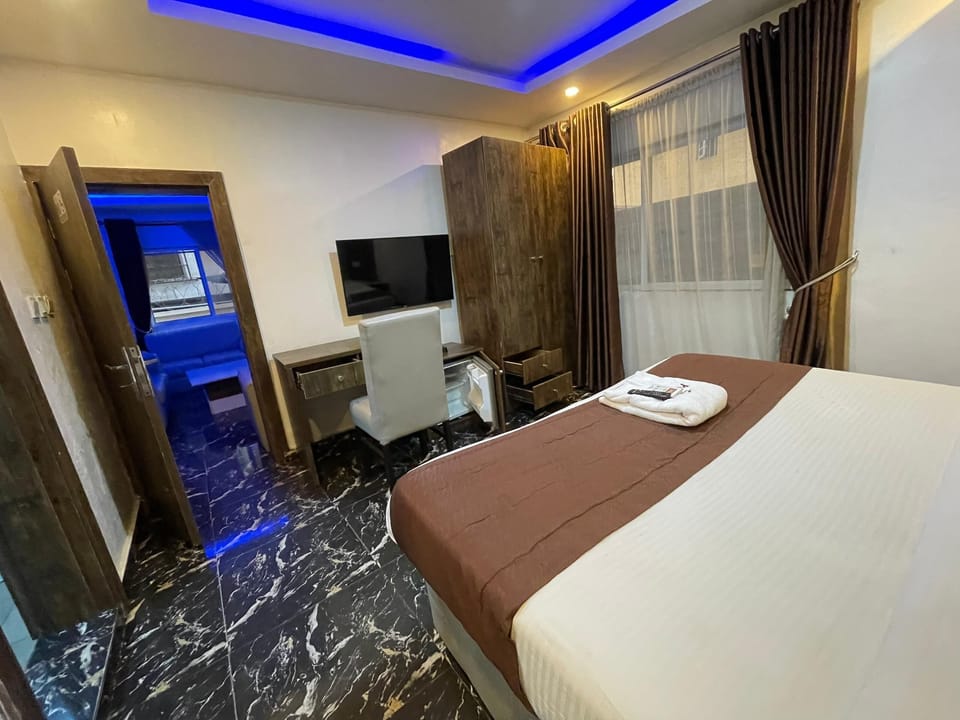 Executive Room | Free WiFi