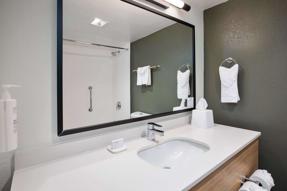 Bathroom shower
