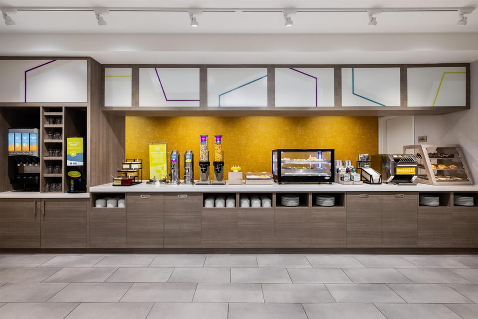 Free daily breakfast