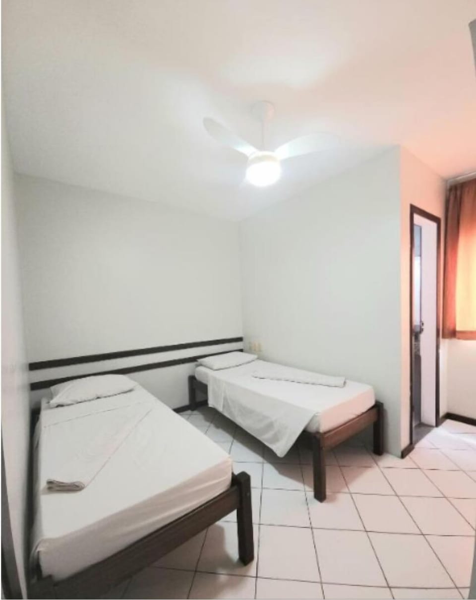 Quarto Duplo Econômico com Ventilador | Free WiFi