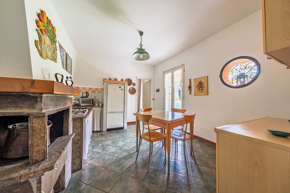 Villa, 2 Bedrooms, Balcony, Sea View | Private kitchen | Fridge, microwave, stovetop, electric kettle