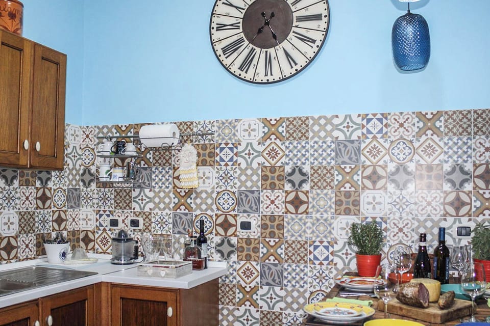 House, 2 Bedrooms, Balcony, Courtyard Area | Private kitchen | Fridge, oven, stovetop, dishwasher
