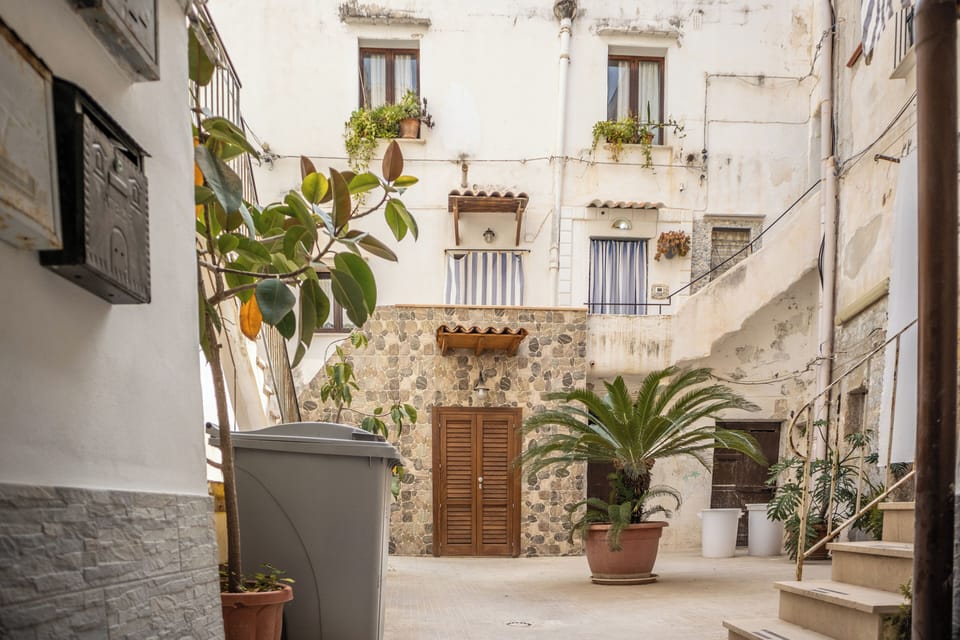 Apartment, 1 Bedroom, Courtyard Area | Terrace/patio
