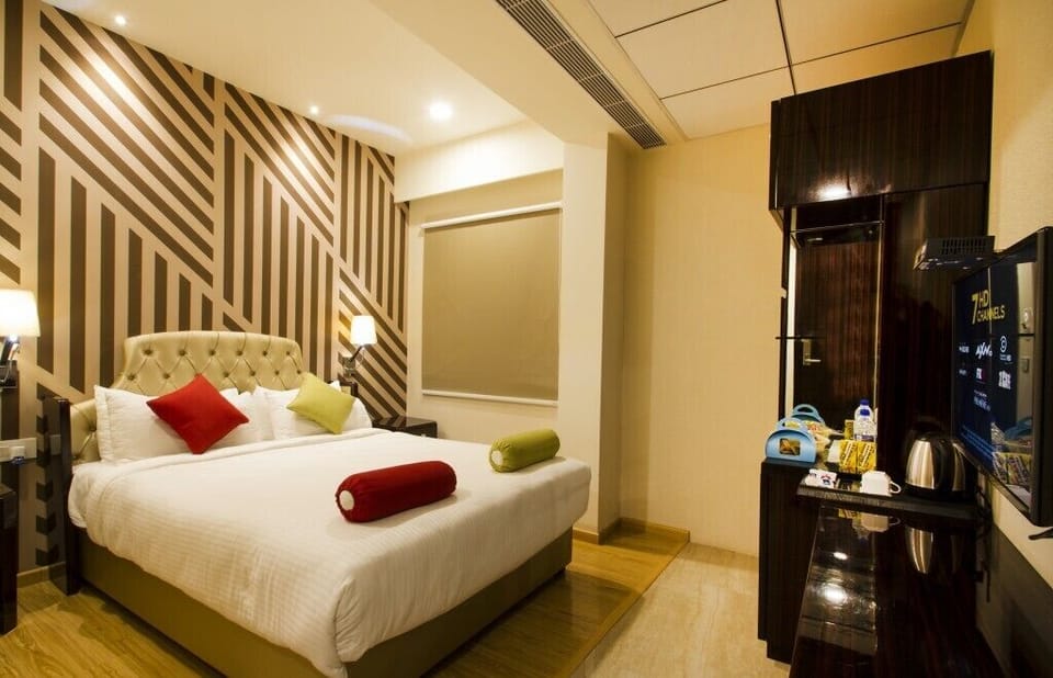 Basic Double or Twin Room, City View | Desk, laptop workspace, free WiFi