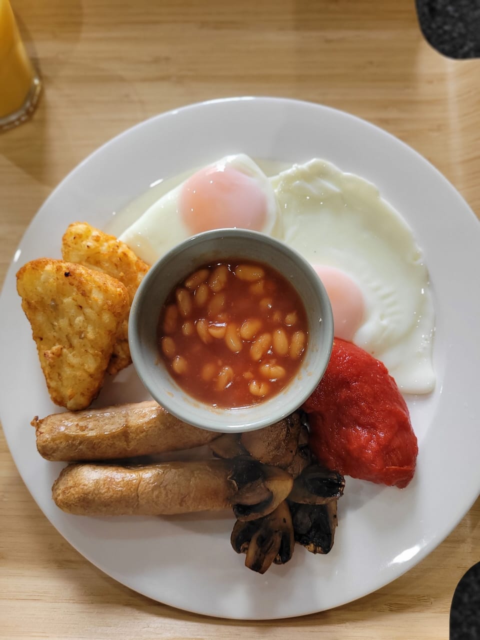 Free daily cooked-to-order breakfast