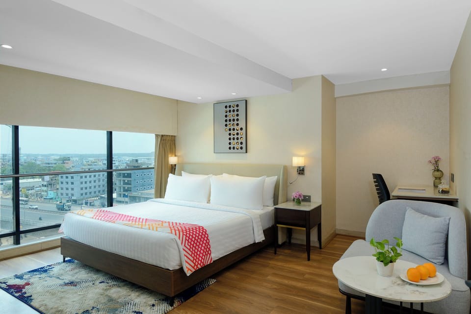 Standard Double Room | Minibar, in-room safe, iron/ironing board, free WiFi