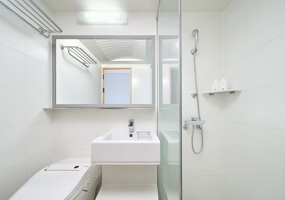 1 bedroom, soundproofing, free WiFi, bed sheets