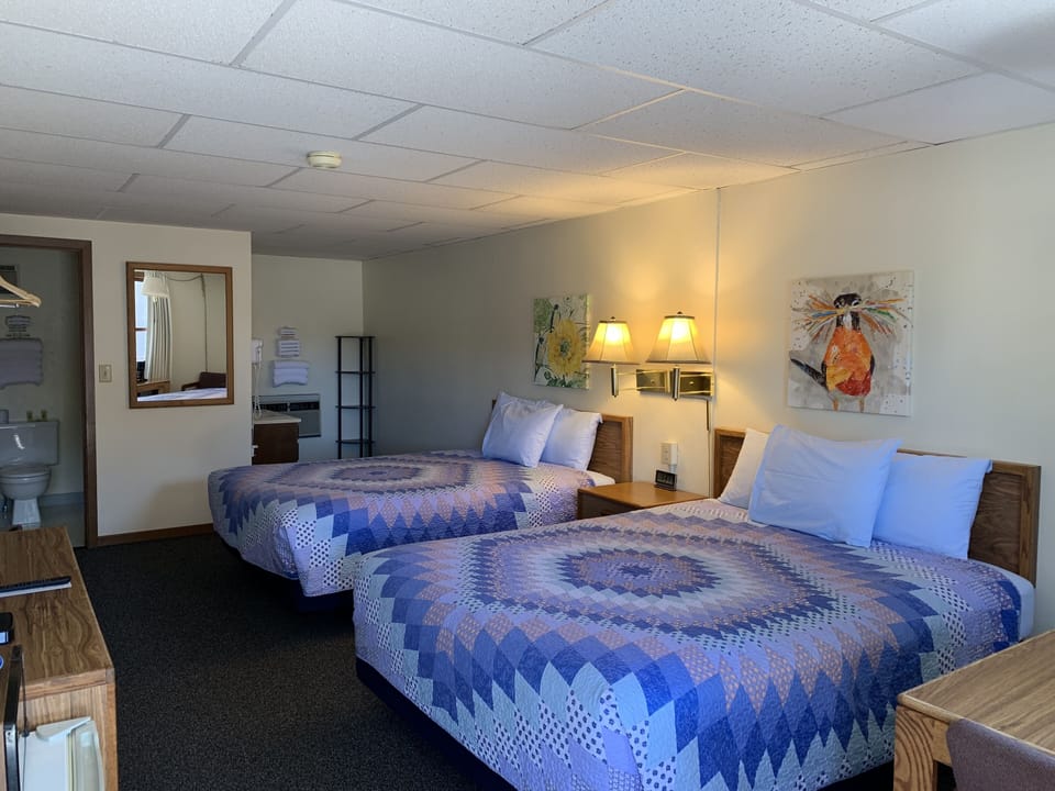 Double Room, 2 Queen Beds | Iron/ironing board, free WiFi, bed sheets