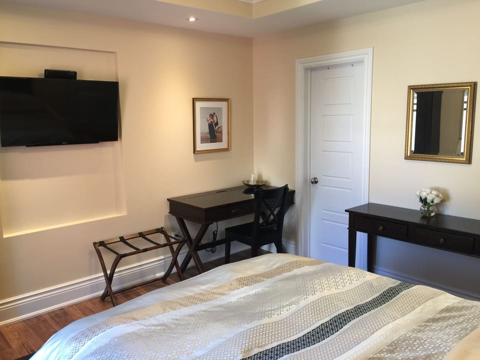 Desk, iron/ironing board, free WiFi, bed sheets