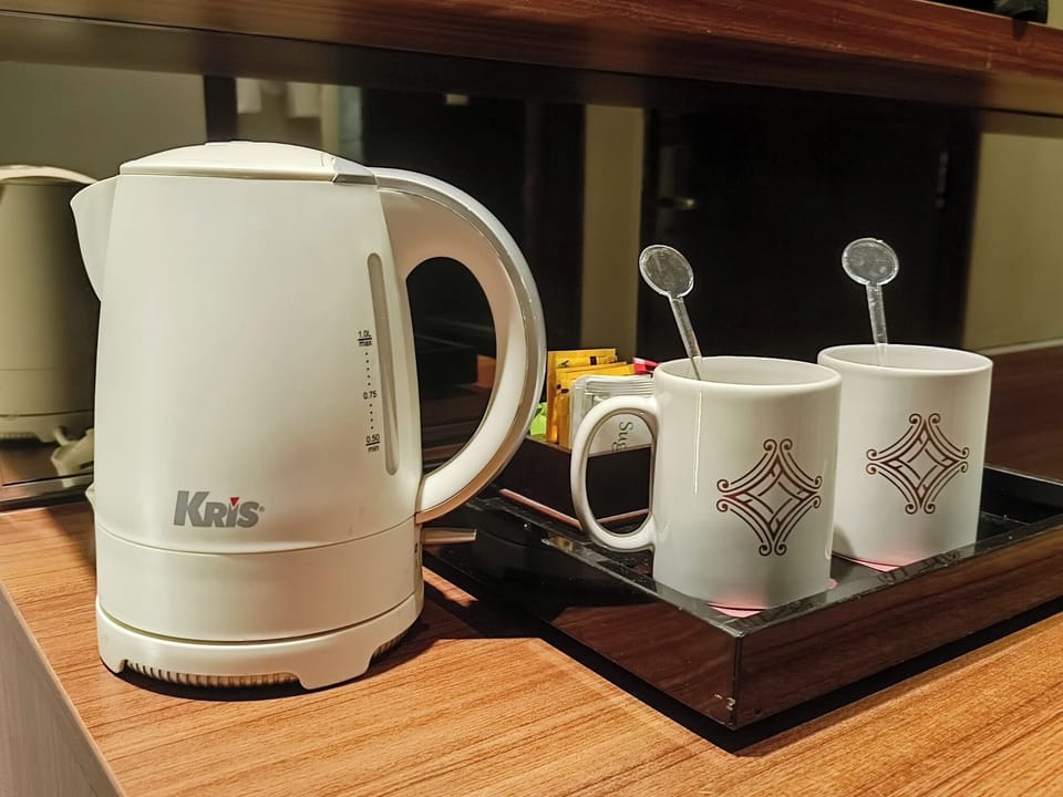 Junior Suite | In-room safe, free WiFi, bed sheets, wheelchair access