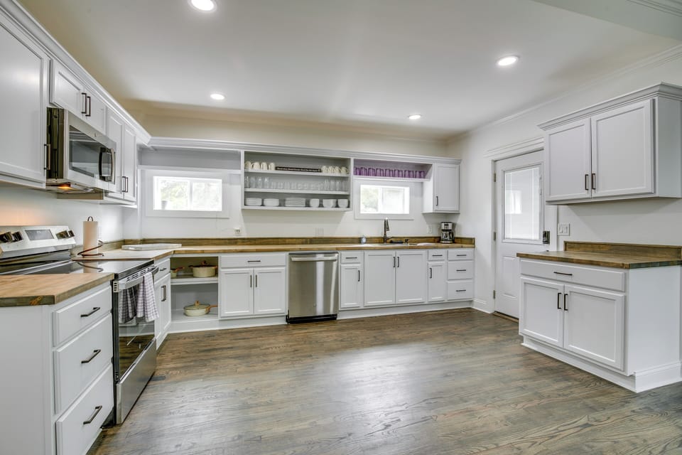 House (4 Bedrooms) | Interior