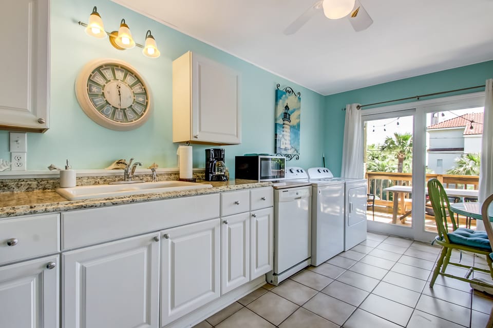Comfort House | 6 bedrooms, iron/ironing board, free WiFi
