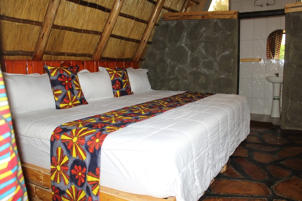 Cottage | Iron/ironing board, free WiFi
