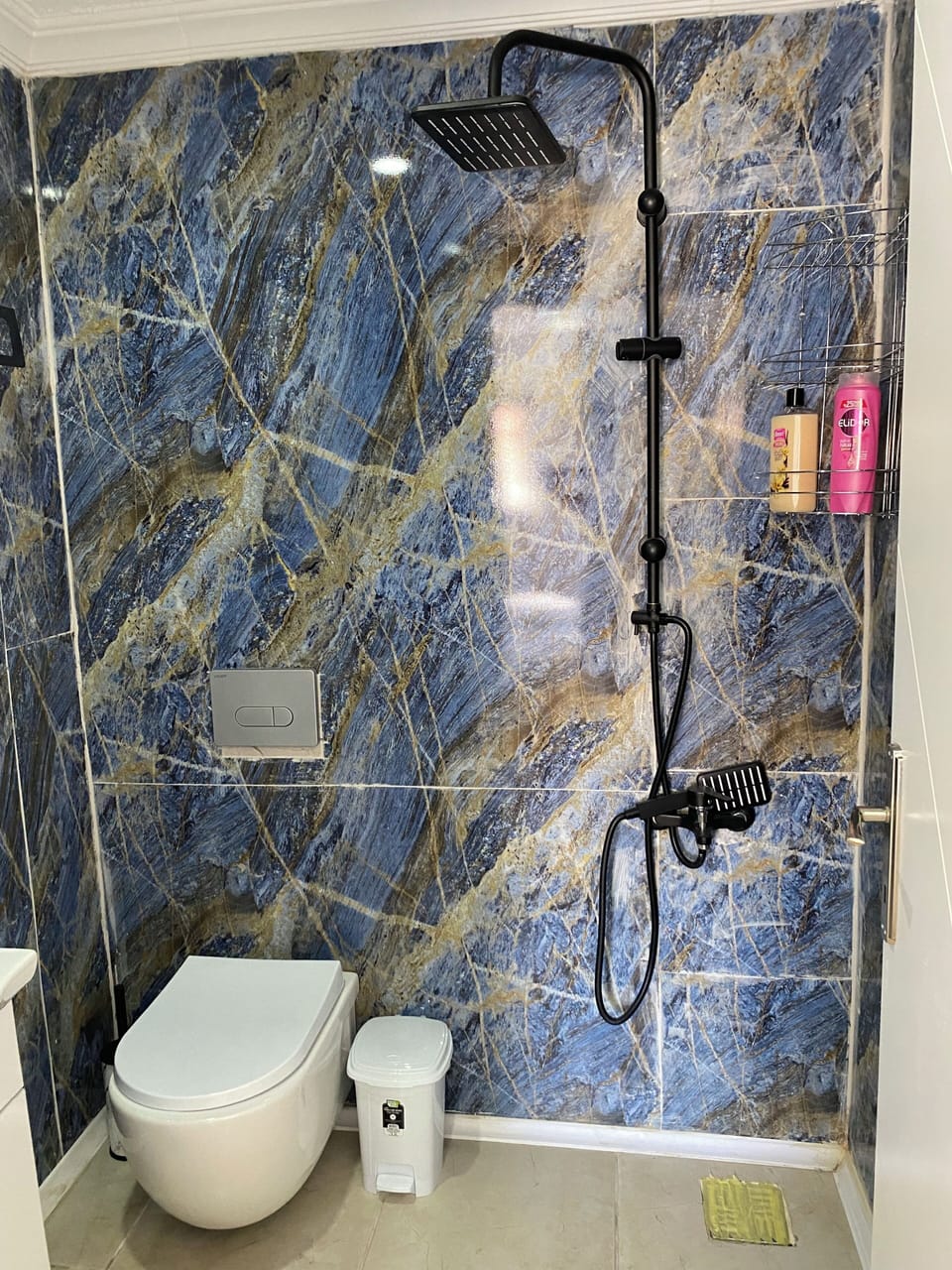 Economy Twin Room | Laptop workspace, free WiFi