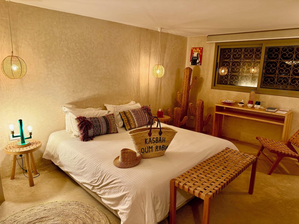 Comfort Suite, Lake View | Premium bedding, down comforters, pillowtop beds, in-room safe