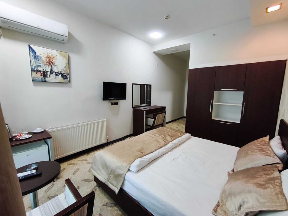 Standard Single Room, City View | Free WiFi