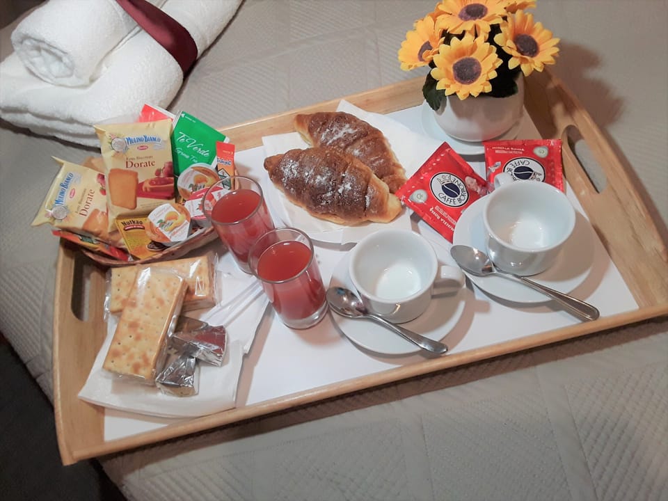 Daily continental breakfast for a fee