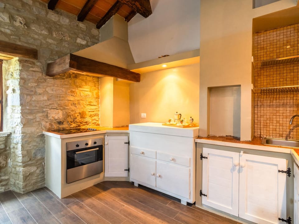 Fridge, oven