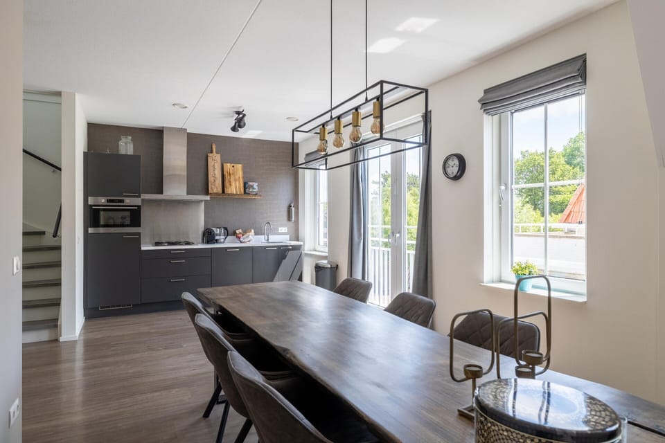 Comfort Apartment, 3 Bedrooms | Dining