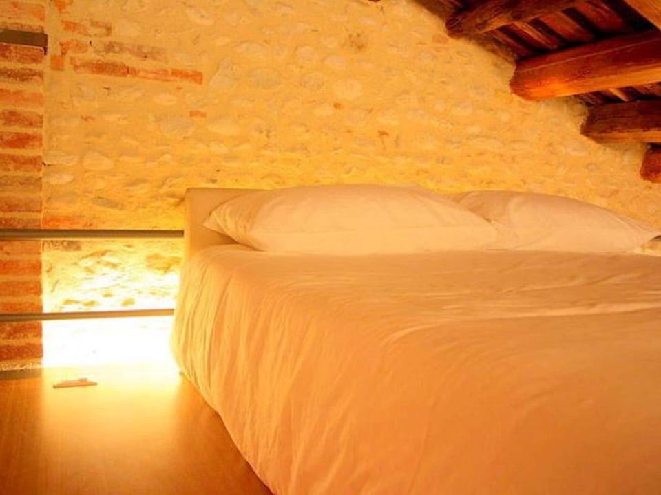 Classic House, 2 Bedrooms | 4 bedrooms, individually furnished, bed sheets