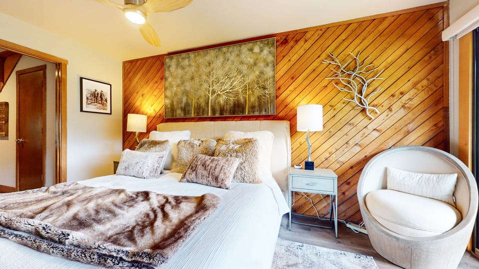 Condo, 2 Bedrooms | 2 bedrooms, WiFi (free)