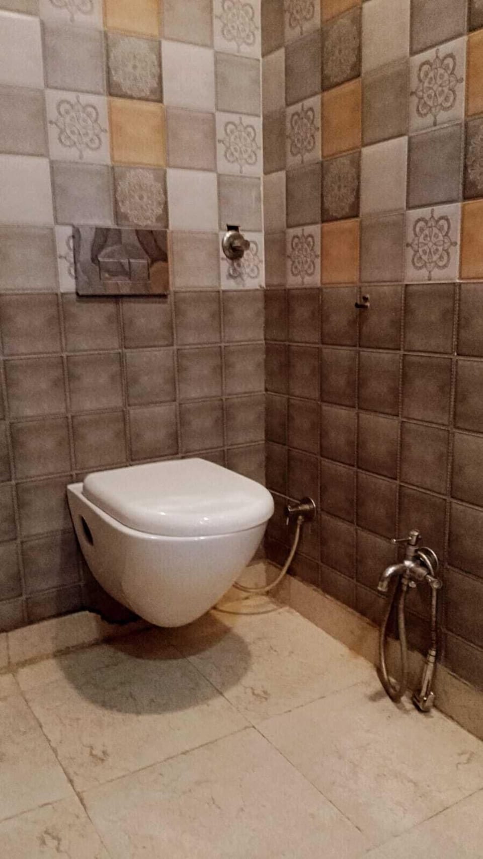 Shower, free toiletries, towels, soap