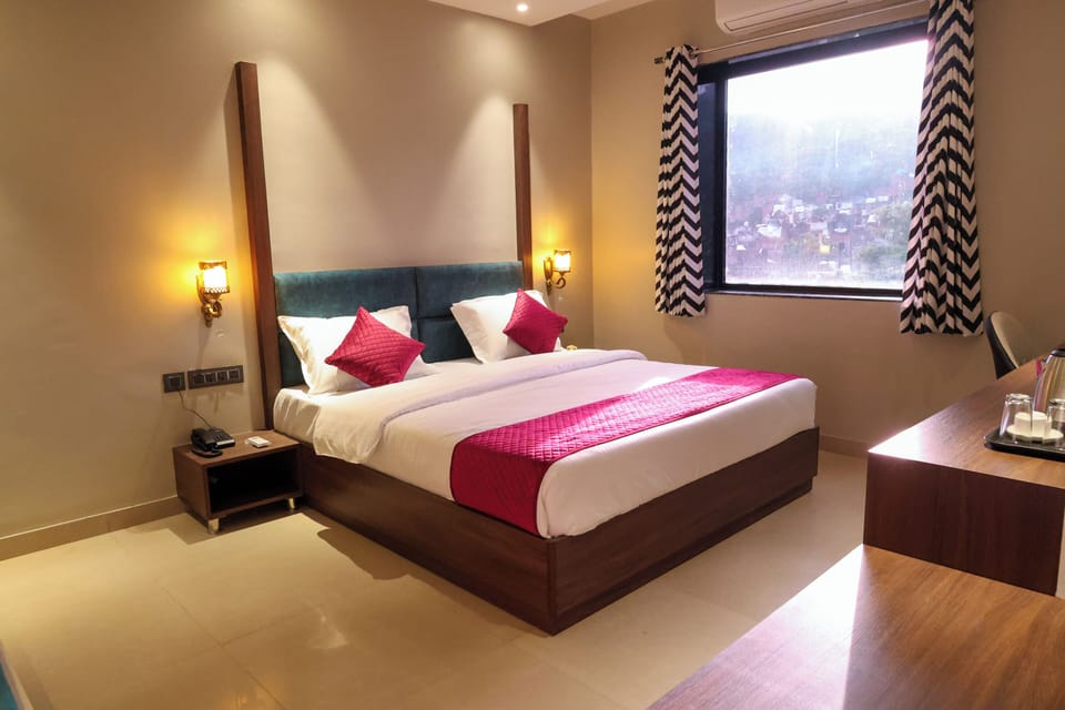 Luxury Room, Mountain View | Soundproofing, free WiFi